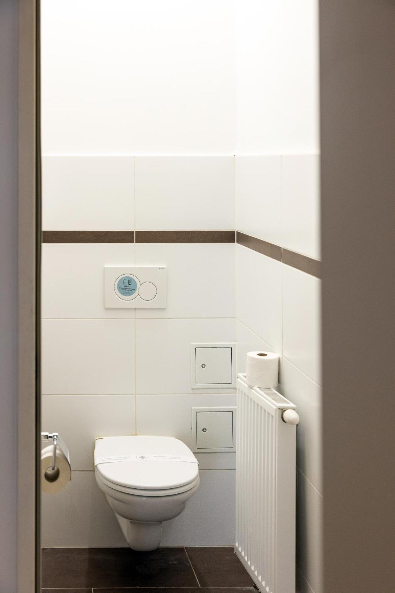 Stylish One Bedroom With Free Parking Apartment