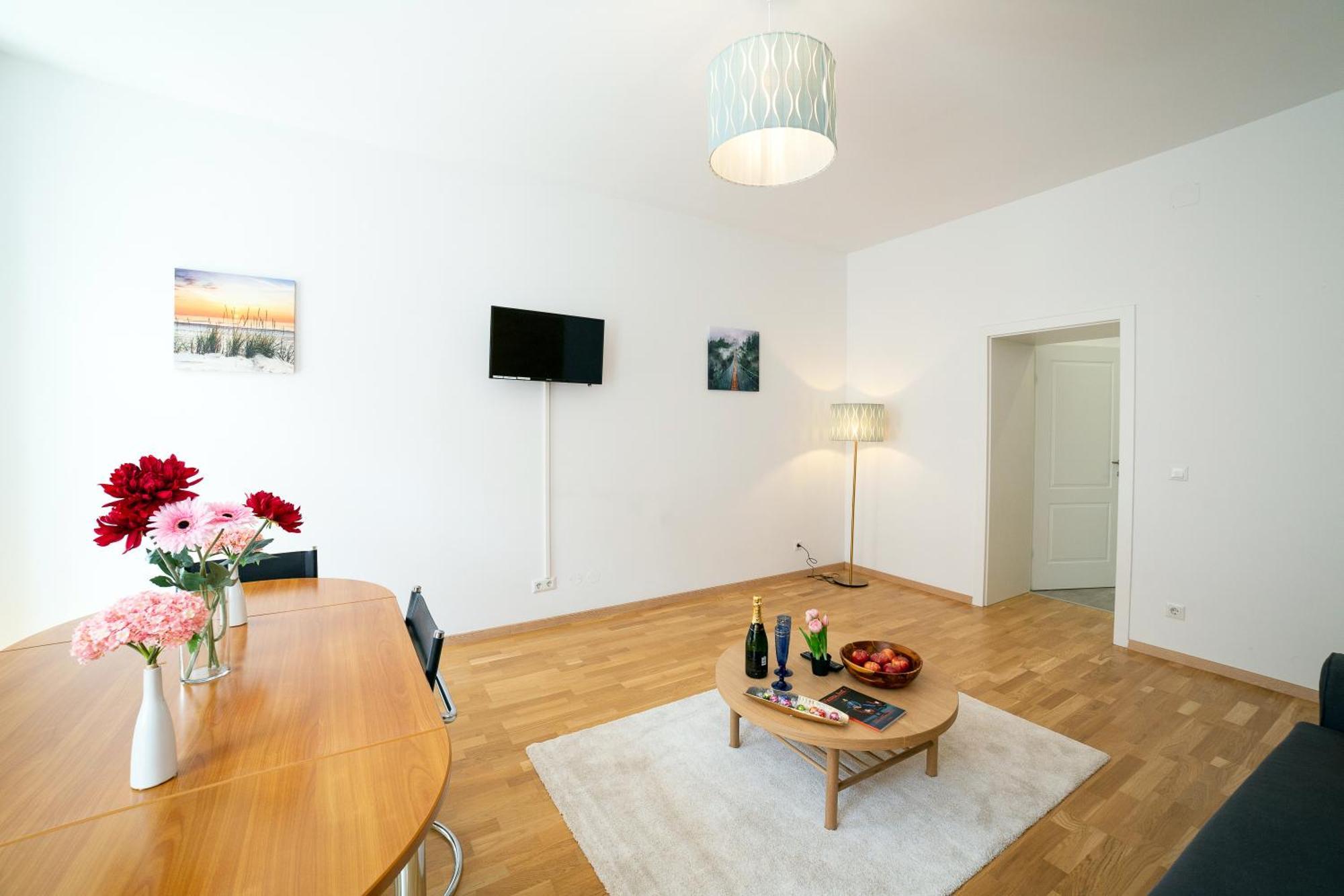 Apartment Stylish One Bedroom With Free Parking *